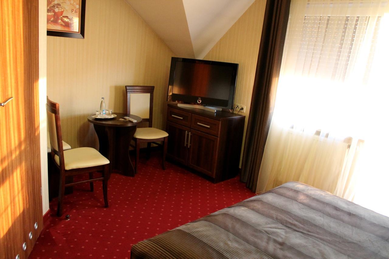 Hotel Linder Malnia الغرفة الصورة